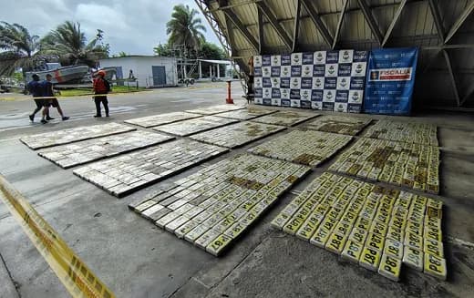 La Armada Nacional incautó una tonelada y media de clorhidrato de cocaína avaluada en US$50 millones