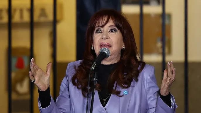 Expresidenta de Argentina, Cristina Fernández de Kirchner, irá seis años a prisión tras confirmación de fallo por corrupción
