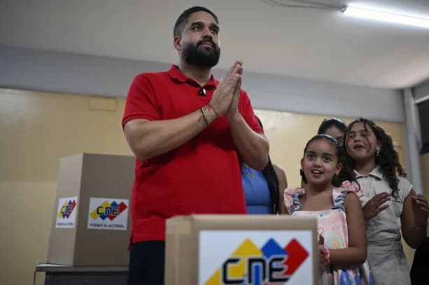 Maduro consolidó su poder en Venezuela con victoria en elecciones sin oposición