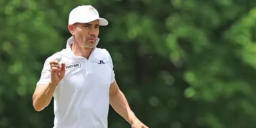 Camilo Villegas terminó 33 con menos diez golpes en el John Deere de Illinois en el PGA Tour