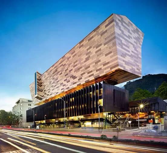 Esteban Bernal Carrasquilla es el nuevo director de Javeriana Estéreo: reemplaza a José Vicente Arizmendi, quien duró en el cargo casi 12 años