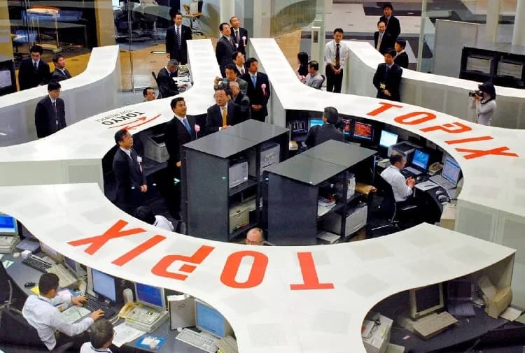 Tokio se debatió entre las compras de valores tecnológicos y las ventas de grandes empresas