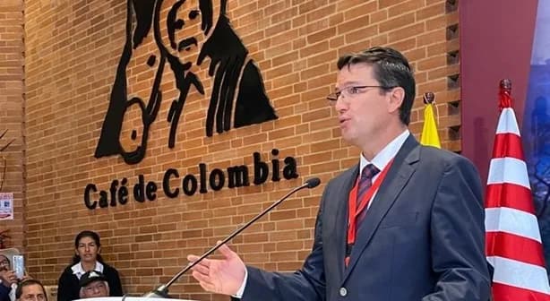 Liliana Restrepo, Germán Bahamón, César Caicedo, Arturo Calle y Carlos Ríos integrarán la Junta Directiva del Fondo Milagro