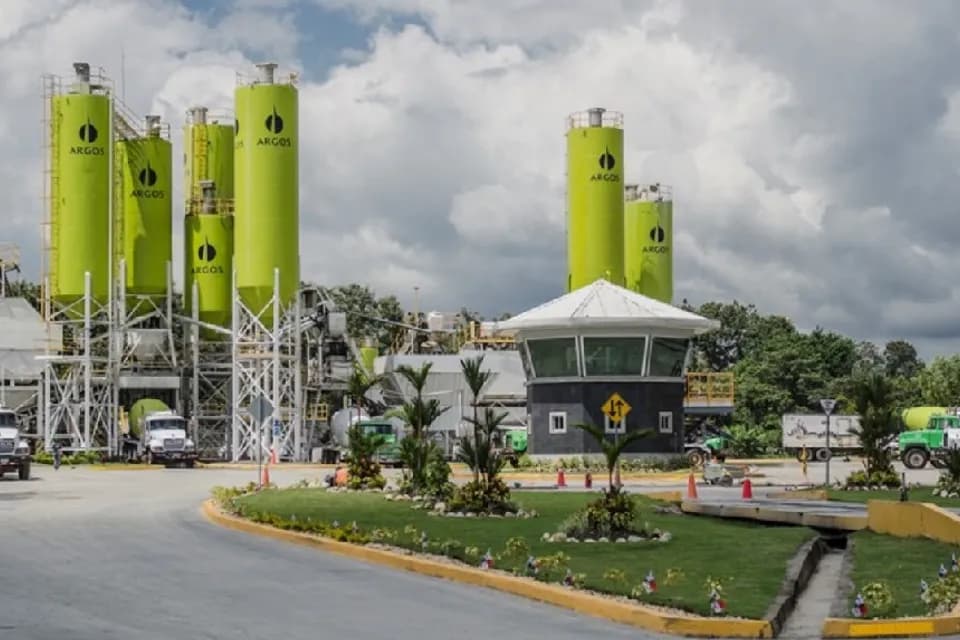 Cementos Argos recibió autorización de la SuperFinanciera para realizar la escisión de las acciones de Grupo Sura