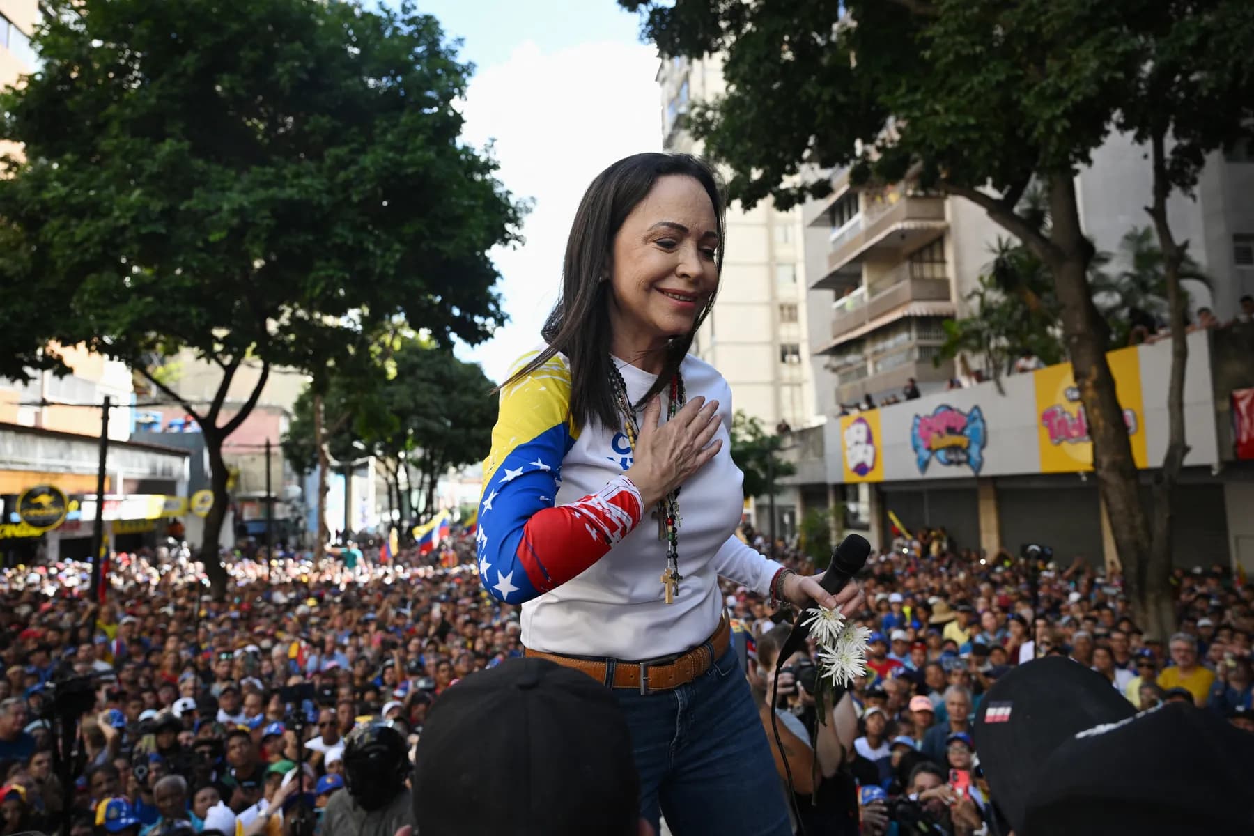 Detienen a la líder opositora María Corina Machado en Venezuela en medio de protestas contra Maduro