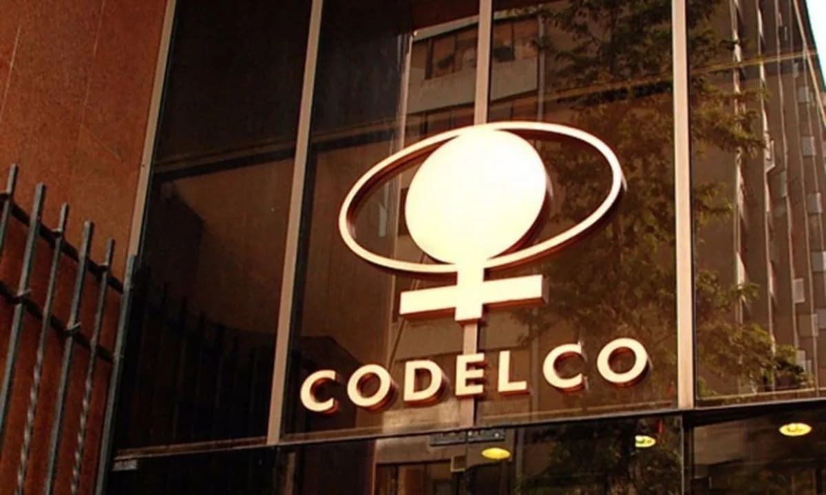 Sancionan a Codelco y a tres empresas contratistas tras el colapso ocurrido en 2024 en la mina El Teniente, que dejó seis trabajadores fallecidos y varios heridos