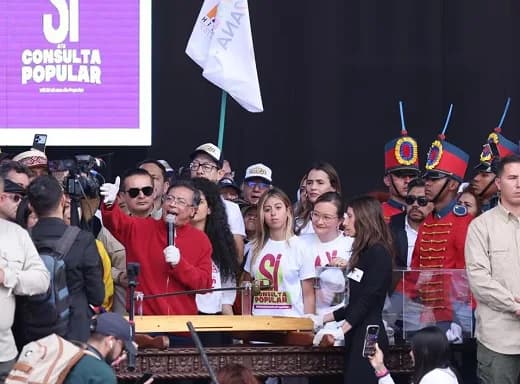 Presidente Petro y sus ministros firmaron el documento de la Consulta Popular que radicarán en el Congreso