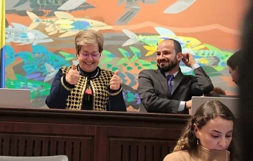 La mesa directiva de la Cámara suspendió la discusión de la Reforma Laboral para realizar un evento del Instituto Nacional para Sordos sobre la semana internacional de lengua de señas