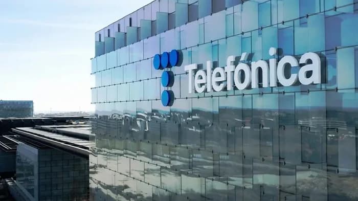 Telefónica adquirió el 25% de FiBrasil por US$90 millones y asume el 100% de la brasileña