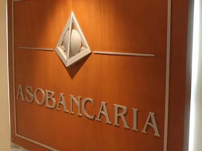 Asobancaria advierte necesidad de prevenir lavado de activos y financiación del terrorismo en la relación comercial con Venezuela