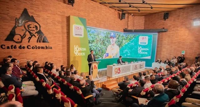 Aunque no hay certeza de hasta cuándo se mantendrá el precio del café, en el corto plazo no se ve un descenso, aseguró el gerente de Fedecafé, Germán Bahamón