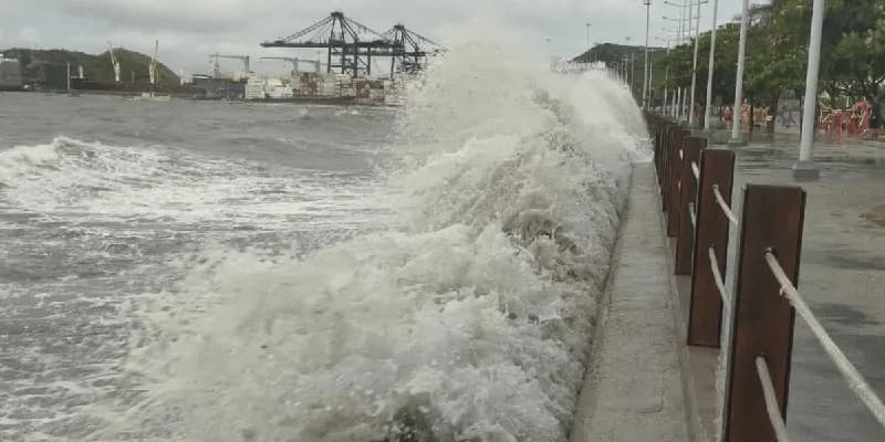 Cierre preventivo de playas, ríos y restricciones de embarcaciones por condiciones meteorológicas adversas en Santa Marta