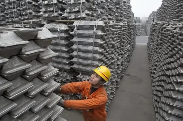 Precios del aluminio superaron los US$3.000 por primera vez desde 2022 por preocupaciones sobre la oferta