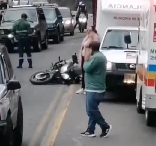 Dos motociclistas murieron en un accidente en la vía Ubaté - Zipaquirá: la carretera fue cerrada