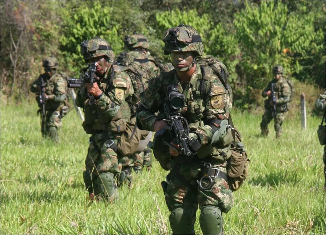 Cuatro militares muertos y ocho heridos tras combates con miembros del Clan del Golfo en Bolívar