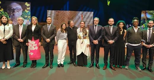 El presidente Petro presentó su nuevo Gabinete de ministros; no descartó más cambios en el Gobierno