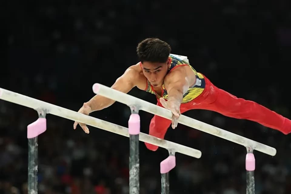 El colombiano Ángel Barajas consiguió la medalla de plata en barra fija en la Copa Mundo de Gimnasia en Hungría