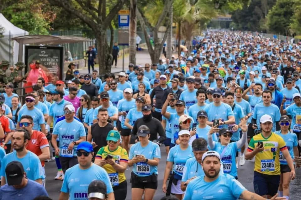 Anuncian cierres y desvíos por la Carrera Allianz 15K en Bogotá