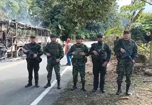 Ejército Nacional confirmó que el bus incinerado en Dabeiba se debió a fallas mecánicas y no a un ataque terrorista