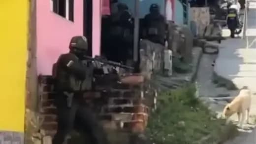 Disidencias de las Farc atacaron tres estaciones de Policía con drones en el Cauca