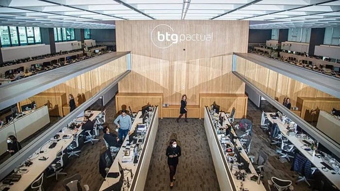Las firmas de bolsa ganaron a marzo $87.755 millones; la campeona en utilidades fue BTG Pactual y la segunda Credicorp Capital Colombia