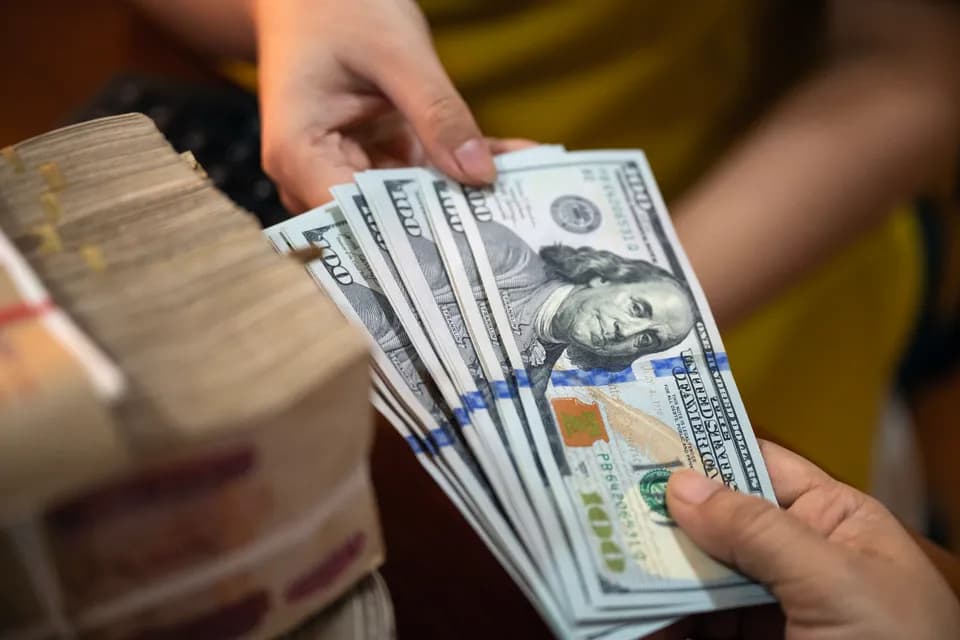 TRM que regiría el jueves estaría alrededor de $3.239,09: subiendo $23,08 frente a la vigente hasta este miércoles ($3.216,01)