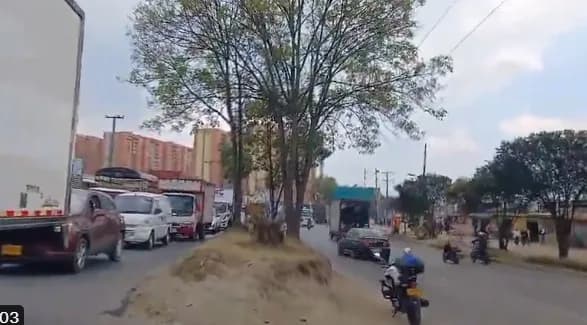 Avenida Cali, Avenida Villavicencio, Vía al Llano, Autopista Sur, Calle 76, Avenida Centenario, entre los puntos críticos en Bogotá por el paro camionero