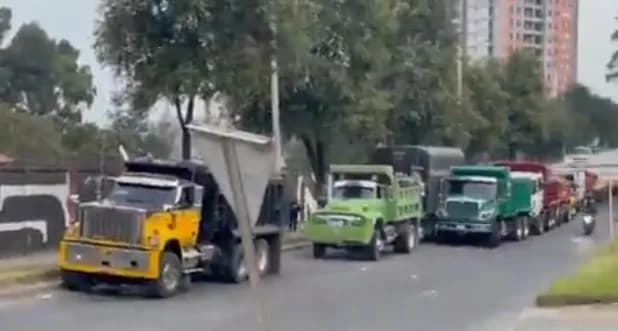 Vía La Calera, Avenida Boyacá Sur, Avenida Centenario, Avenida Villavicencio, Carrera Séptima con Calle 171, los sectores bloqueados en Bogotá por paro camionero