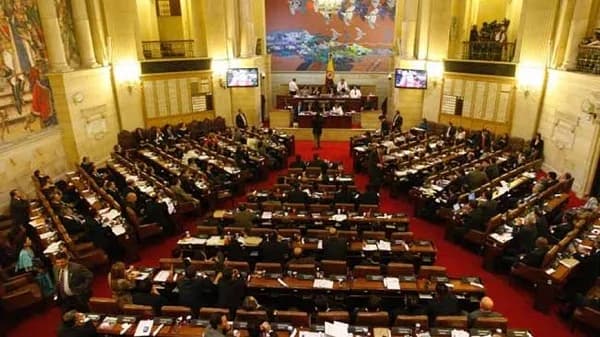 Senadores no trabajarán este miércoles y anuncian que la próxima semana aprobarán entre lunes y viernes el Presupuesto General de la Nación de 2027