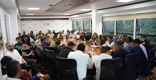 Gobierno Nacional y líderes del paro minero acordaron no declarar nuevas reservas temporales sin concertar con comunidades mineras