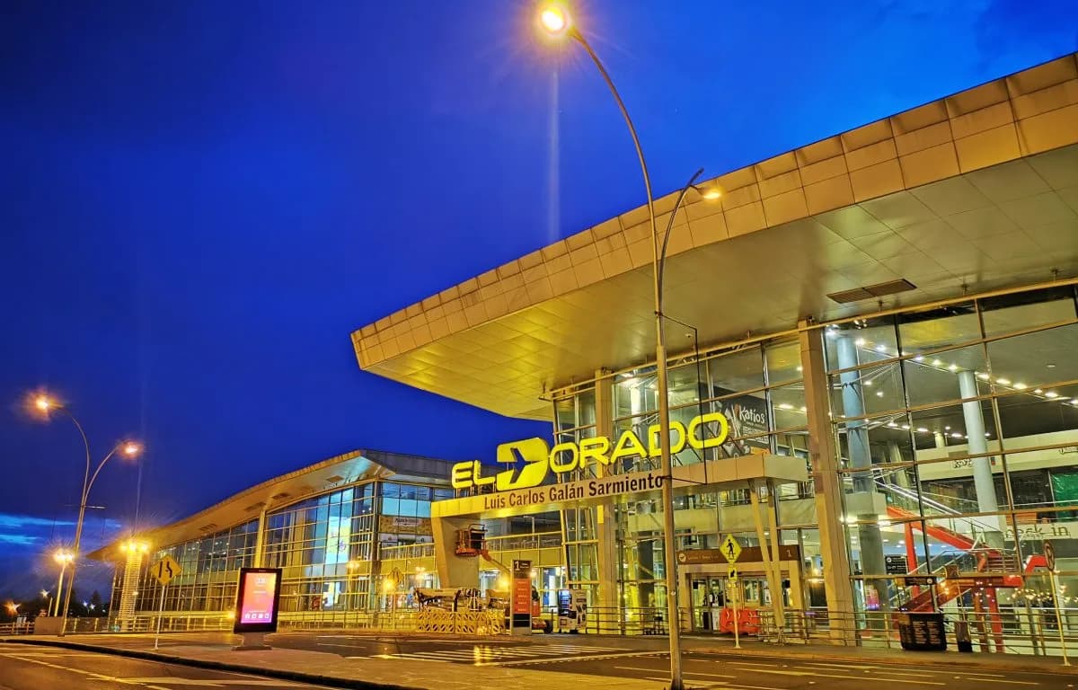 Avianca advirtió que el sistema de navegación de visibilidad del Aeropuerto Internacional Eldorado lleva un año sin funcionar
