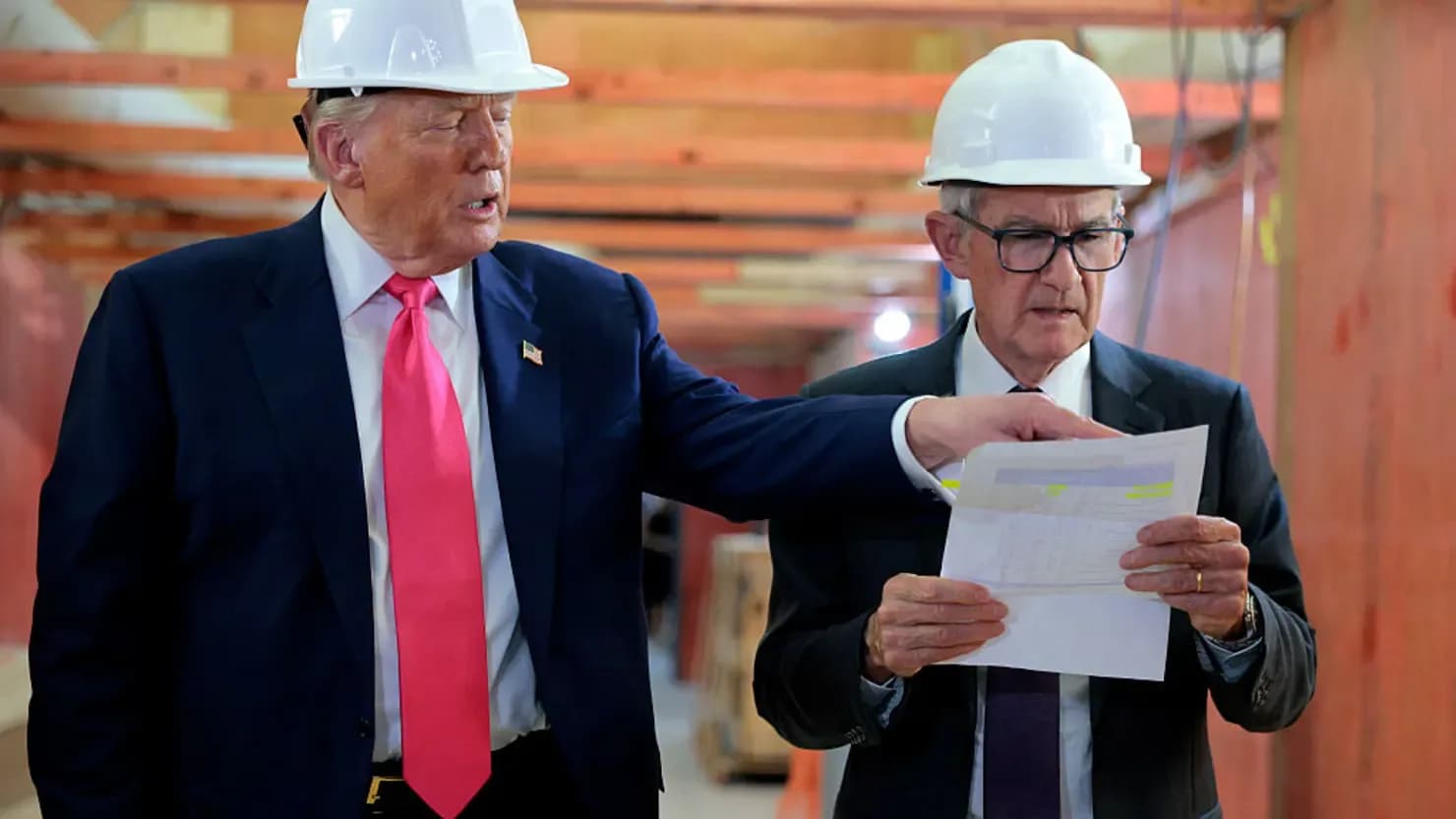Trump amenazó con despedir a Powell si el presidente de la Fed no abandona el cargo por voluntad propia