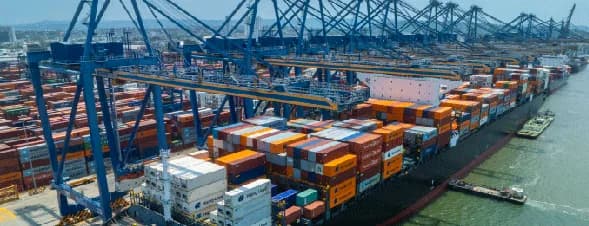 Atracó en el Puerto de Cartagena el primer portacontenedores de la Cooperación Gemini, la alianza entre las navieras Hapag-Lloyd y Maersk