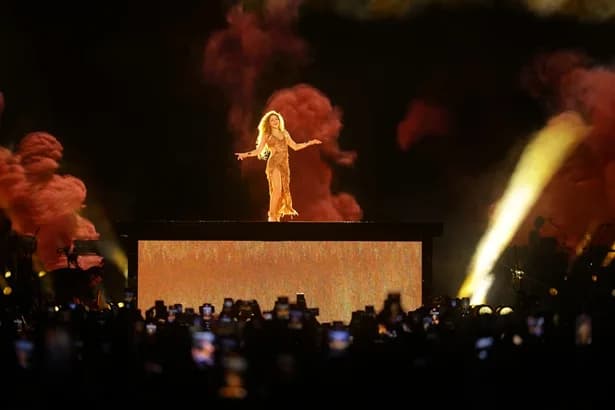 Cancelan el primer concierto de Shakira en Santiago de Chile debido a inconvenientes técnicos