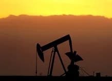 Precios del petróleo subieron por caída de existencias de gasolina en E.U. y mayores tensiones en Oriente Medio