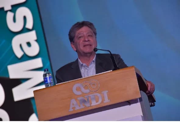 Andi advirtió que para 2026 Colombia enfrenta crisis en los sectores de salud y energía