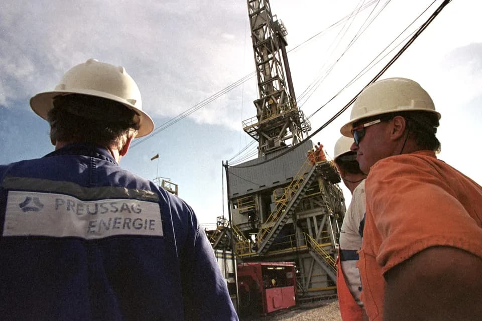 Brent superó los US$100 después de que varios petroleros fueran atacados frente a las costas de Arabia Saudita