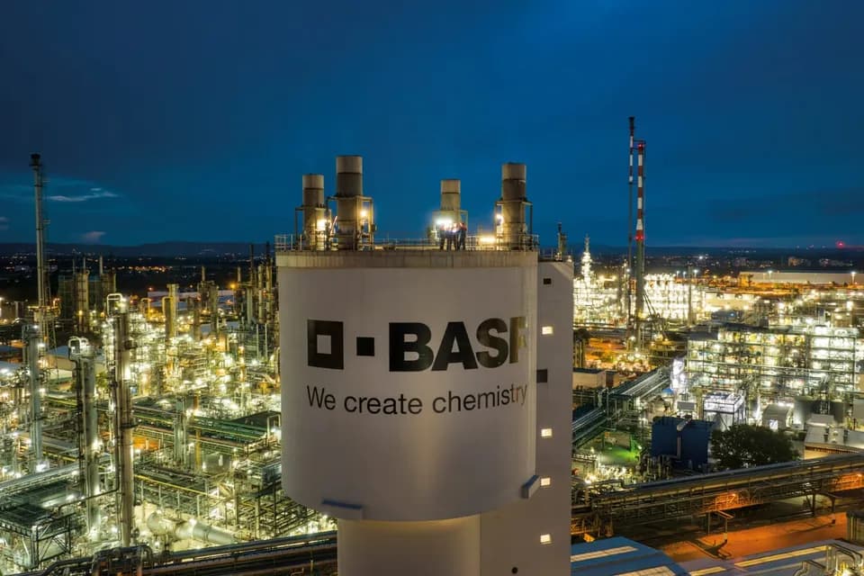 De celebrar su “matrimonio” mundial con Evonik Industries, facturación anual combinada en Colombia de la germana Basf será cercana a $900.000 millones