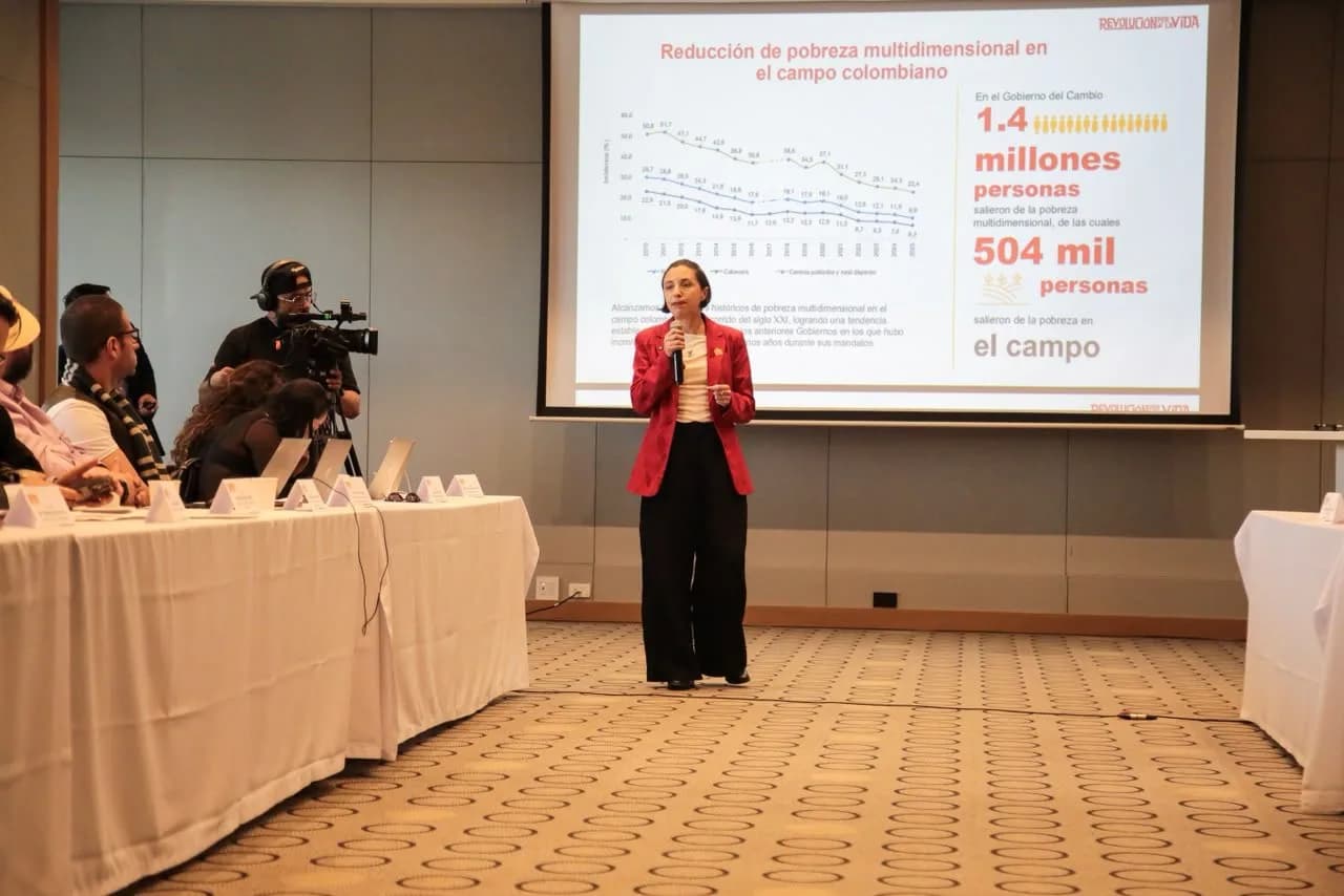 Martha Carvajalino deja el Ministerio de Agricultura tras instalar el empalme sin el equipo del Gobierno entrante de Abelardo de la Espriella