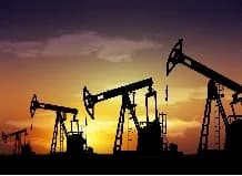 Los precios del petróleo subieron, camino de registrar su primer aumento semanal en dos meses