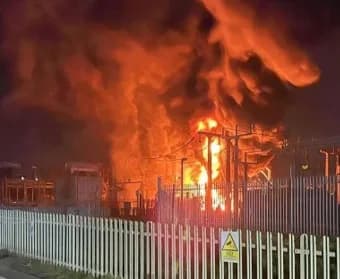 El aeropuerto londinense de Heathrow cierra hasta la medianoche tras un incendio y un corte de electricidad