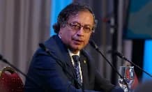 Presidente Petro insiste en una ruptura institucional y que lo que busca el fiscal Barbosa es un golpe de Estado