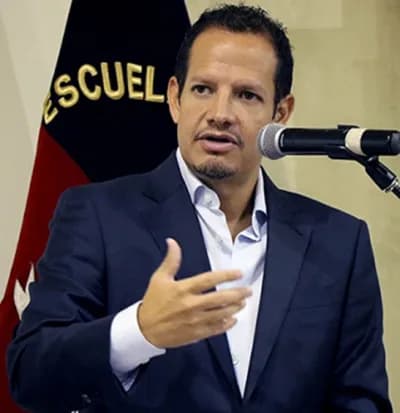 ExCEO de minera Soma Gold (con minas en El Bagre) también renunció a ser presidente y director mientras “atiende” orden de captura