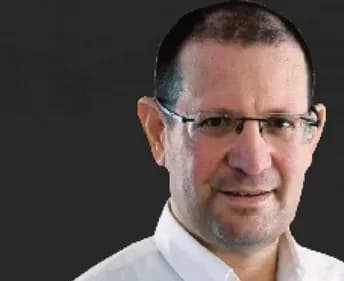 US$13 millones en efectivo envió en un jet privado el Gobierno de Colombia para pagar software israelí de espionaje Pegasus
