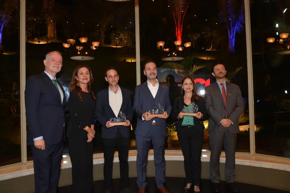 El Hospital Pablo Tobón Uribe, Colegium y Agrilink fueron las empresas premiadas por ProChile