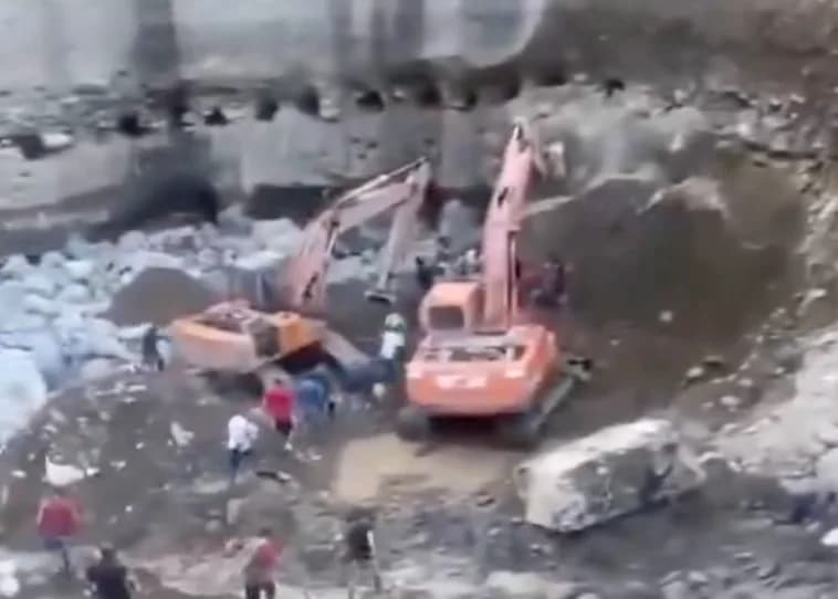 Sismo de 7,4 en Chocó deja , 4.506 heridos y 260 desaparecidos