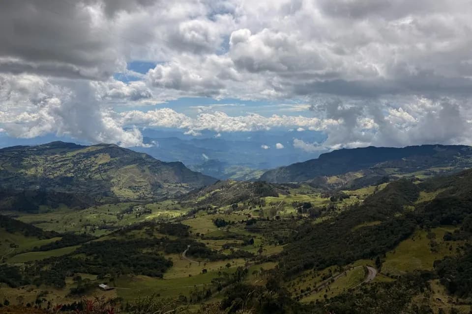 MinAmbiente revocó reserva natural de 1.499 hectáreas cerca del Páramo de Santurbán tras irregularidades identificadas en el proceso